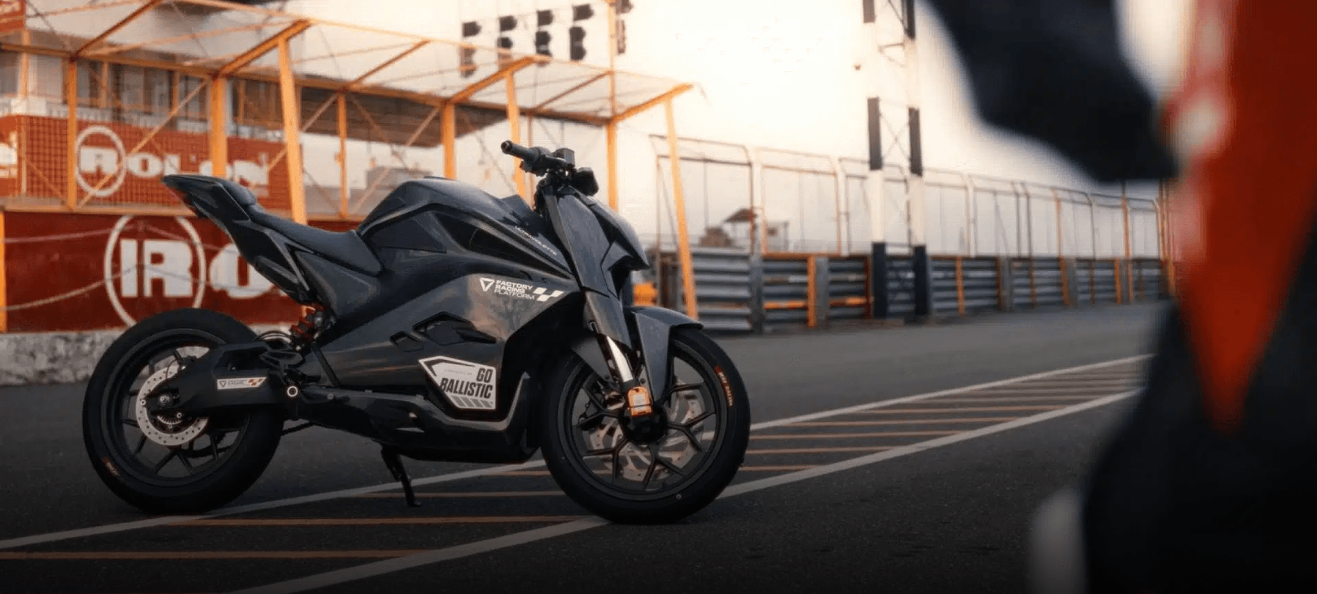 Ultraviolette F77: llega a España una 125 que con 40 CV de potencia máxima alcanza 155 km/h-cover-img